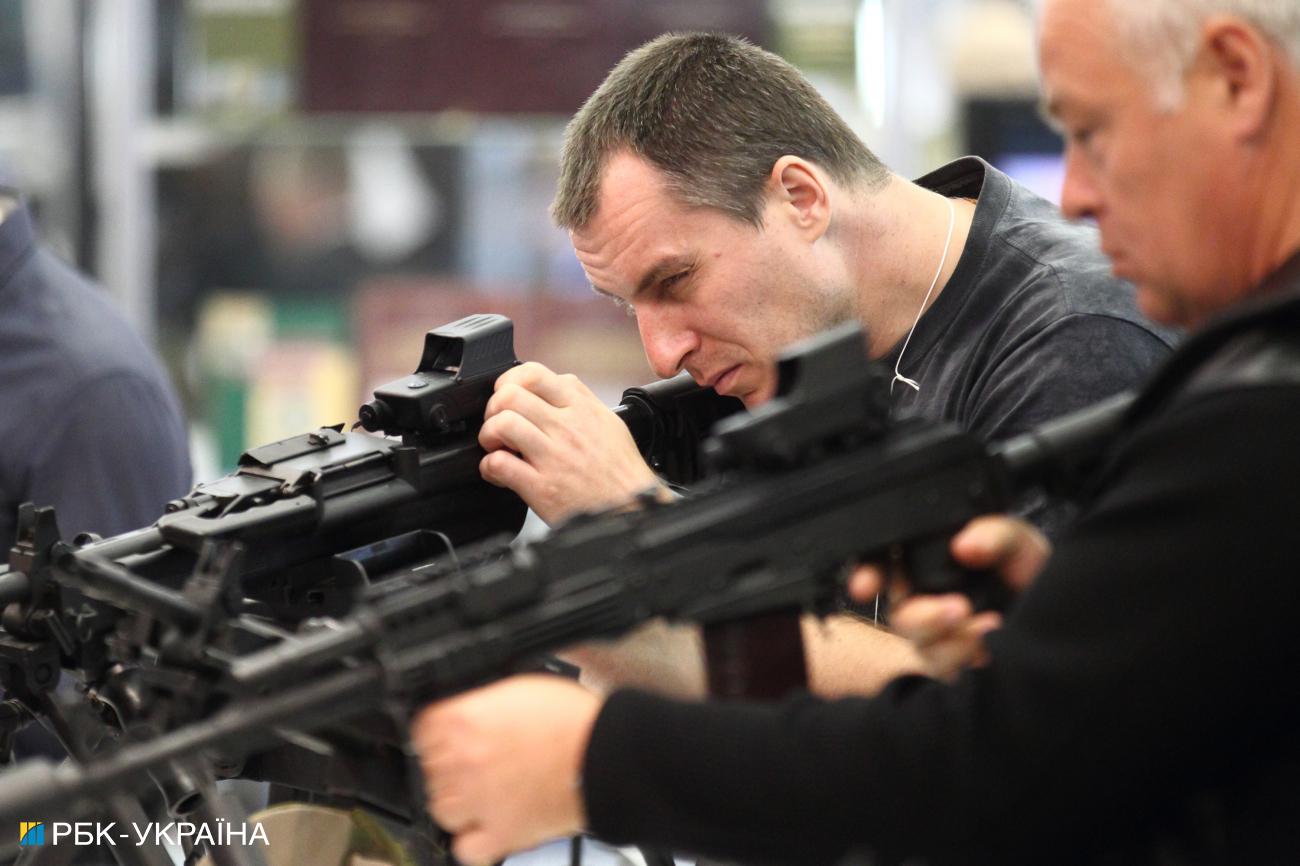 Право на защиту. Когда и для кого в Украине легализируют огнестрельное оружие